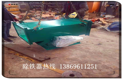 管道式永磁自卸式除鐵器，新疆管道式永磁自動(dòng)除鐵器方案_遠力新疆管道式永磁自動(dòng)除鐵器方案安裝示意圖型12000高斯_可定制工作原理
